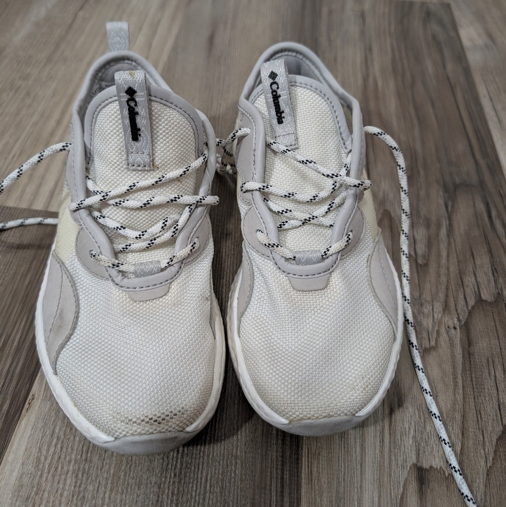 Columbia, Women's 7, White‎ Hiking Trail Shoes, Outdoor, Low Rise